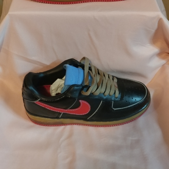 Airforce 1 Supreme Max Low Exclusive - Picture 4 of 4
